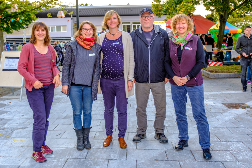 Das Team Quartiersmanagement Falkenhagener Feld Ost v.l.n.r. Nicole Heger, Bianka Filehr, Tina Waleschkowski, Karl-Heinz Fricke, Elena Melichowa-Haß
